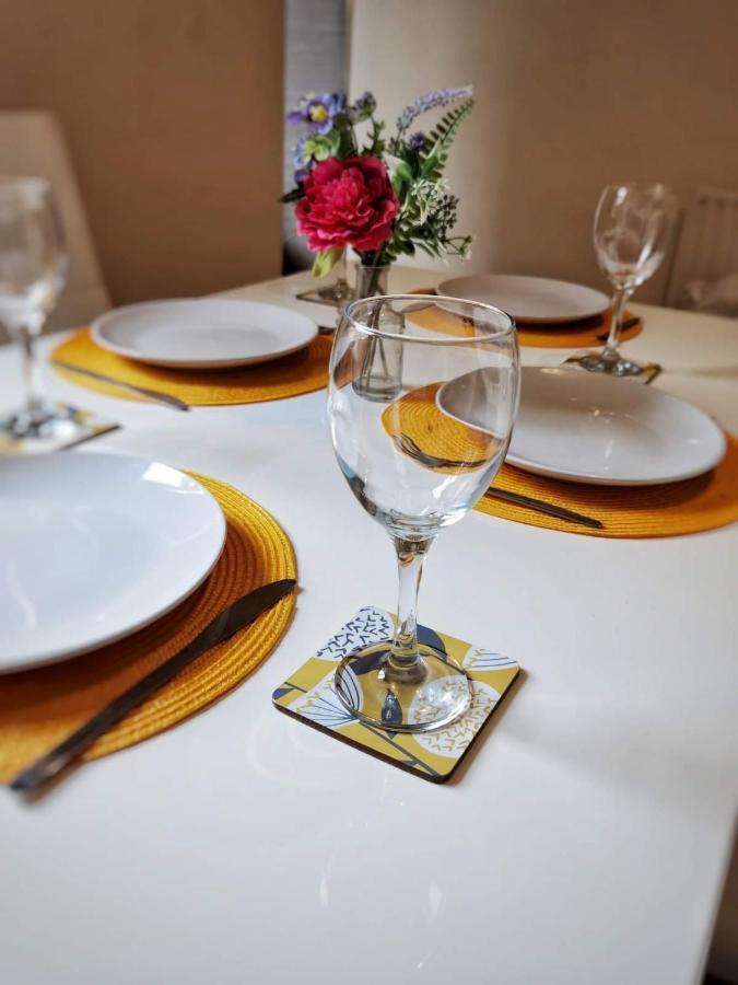 Kenrick Street Great House Available For Guests And Contractors Parking And Wifi Villa Нотингам Екстериор снимка